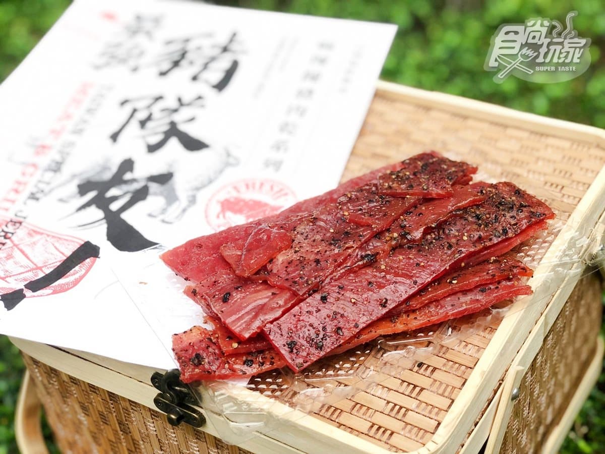 網路團購熱搜！最強伴手禮「麻辣牛肉乾」月賣1萬包，彈牙多汁超唰嘴