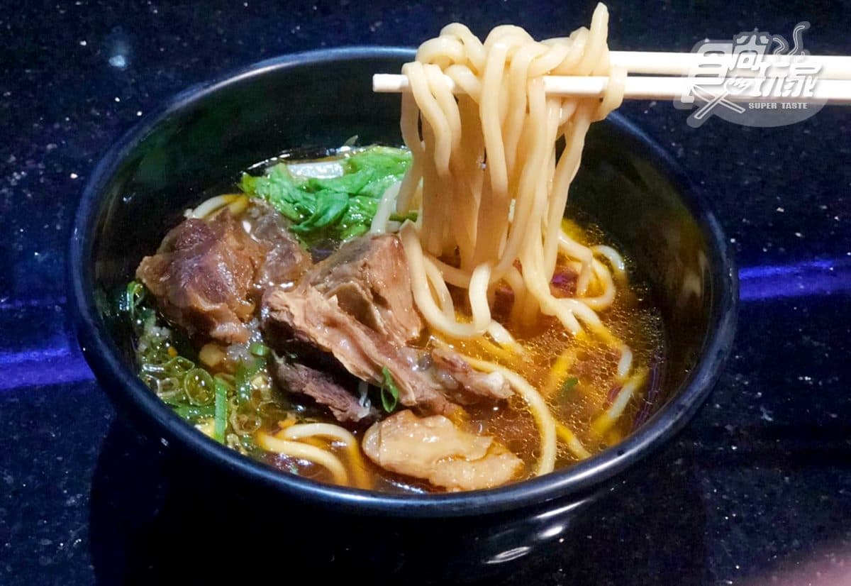 K歌必吃！錢櫃2019年美食前10大排行，紅燒牛肉麵搶佔第一名