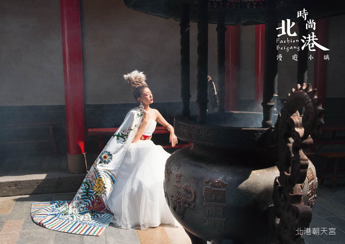 北港朝天宮拜拜去，「香爐」網美照好時尚！順遊「水道頭十角塔」最美遊客中心