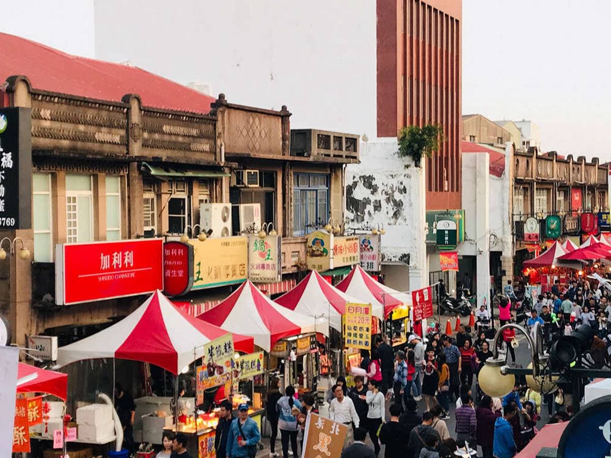 全台5縣市年貨大街開逛！台中抽iPhone、Gogoro，買私房年菜、領開運紅包
