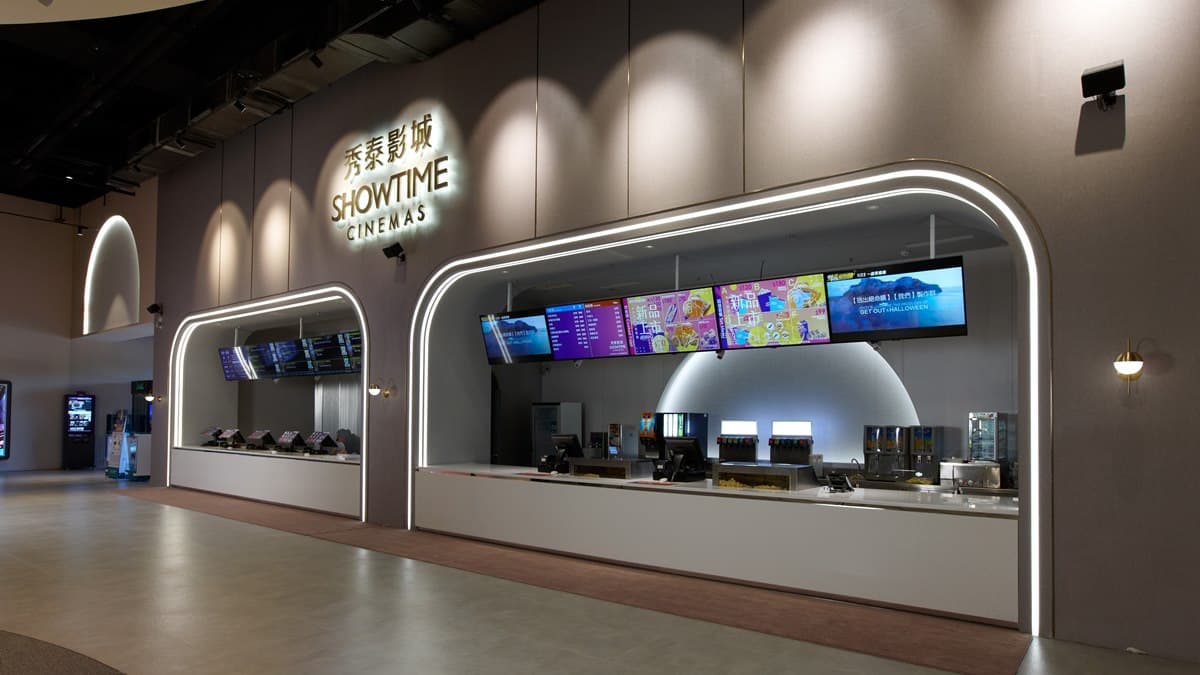 台中人揪團看電影囉!麗寶秀泰開幕首三日100元,再爽逛鐘樓星巴克、看摩天輪 台中人揪團看電影囉!麗寶秀泰開幕首三日100元,再爽逛鐘樓星巴克、看摩天輪