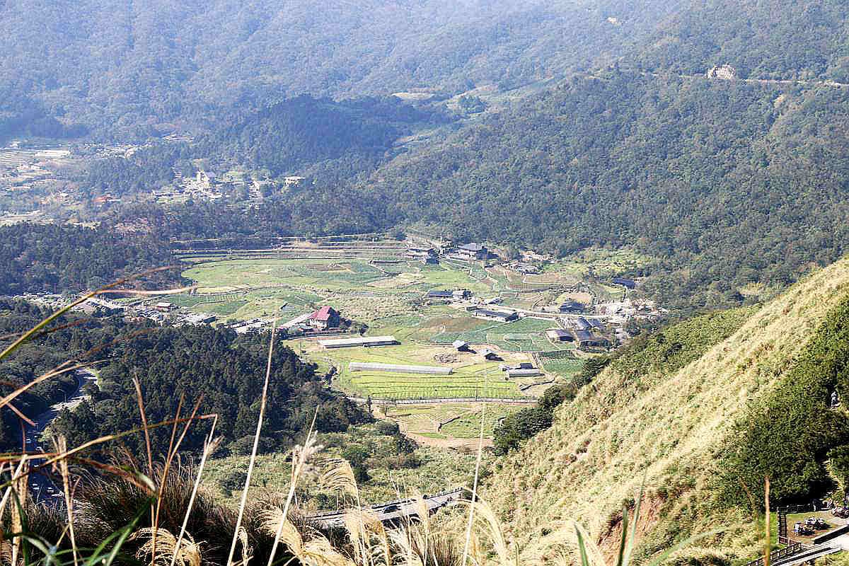 台灣唯一火山步道,台北最高峰七星山輕鬆登頂路線,幼稚園小孩都能走 台灣唯一火山步道,台北最高峰七星山輕鬆登頂路線,幼稚園小孩都能走