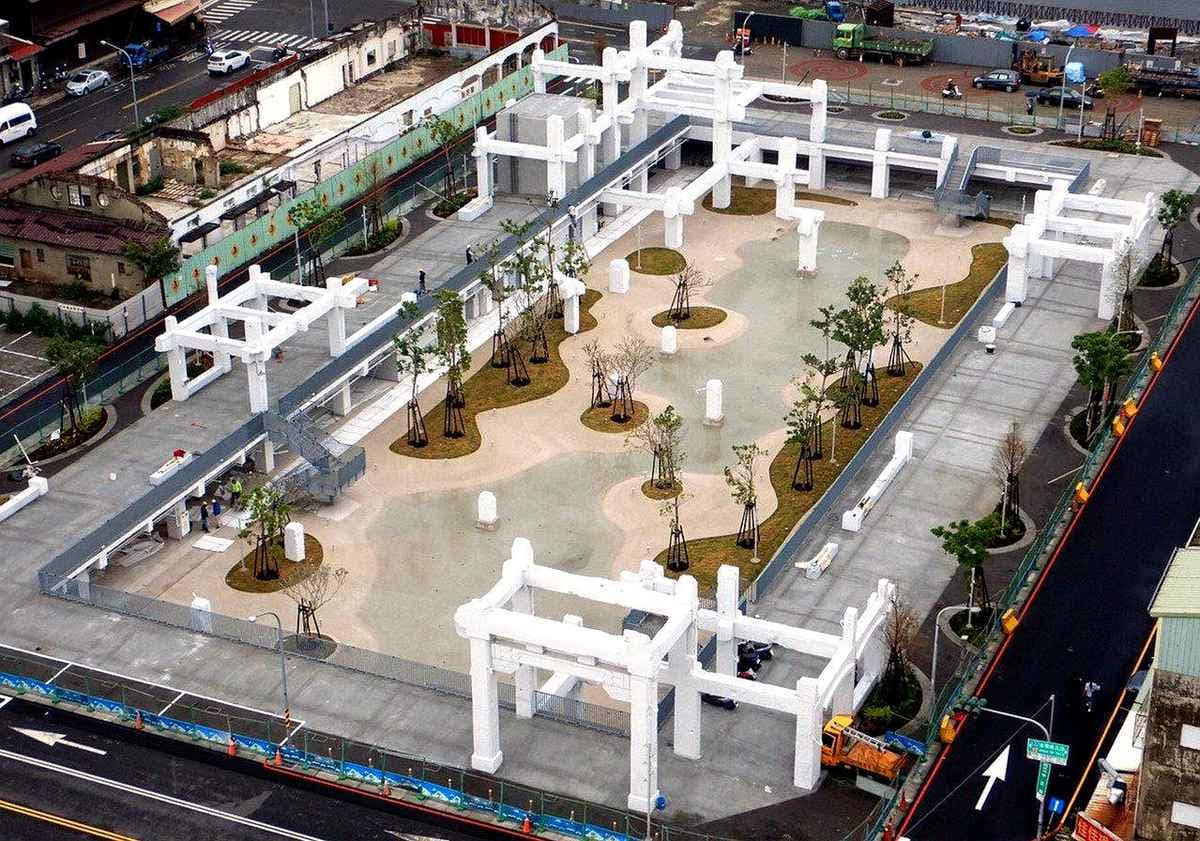 台南人超期待!「中國城」變身城市夢幻白色潟湖,網美準備好了嗎 台南人超期待!「中國城」變身城市夢幻白色潟湖,網美準備好了嗎