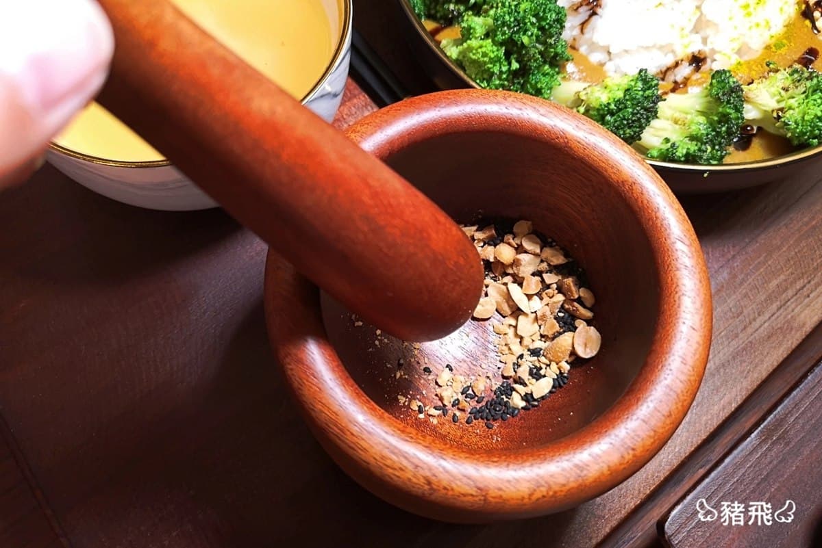 嘉義72年老屋咖哩店！阿里山日出變咖哩飯，還能泡腳吃甜點