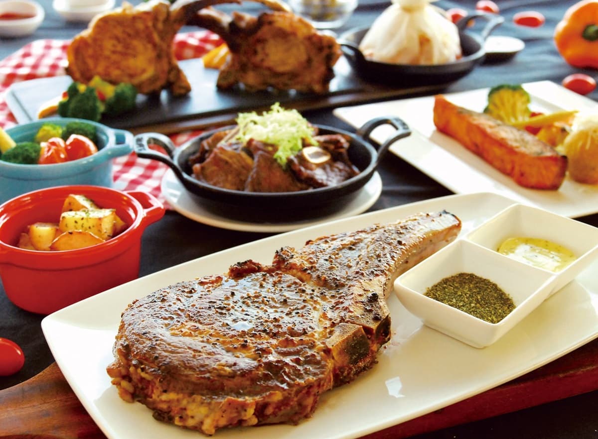 2人同行「10元」吃牛排套餐！超狂飯店「一泊三食」，馬上現賺3000多元