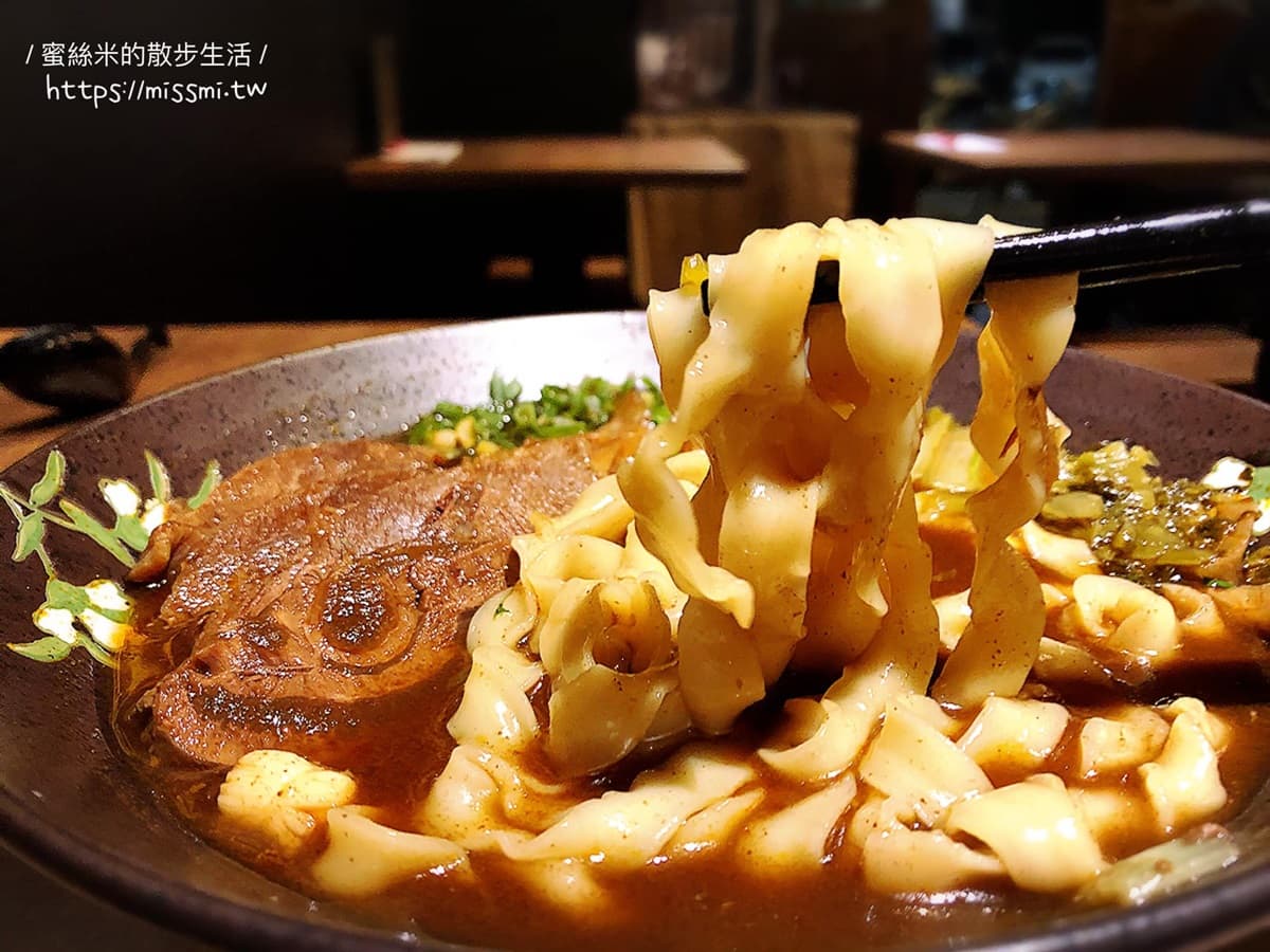 【全台新開牛肉麵38家】北部「新生代20間」激戰！日系職人、美式復古、台式香辣一口入魂