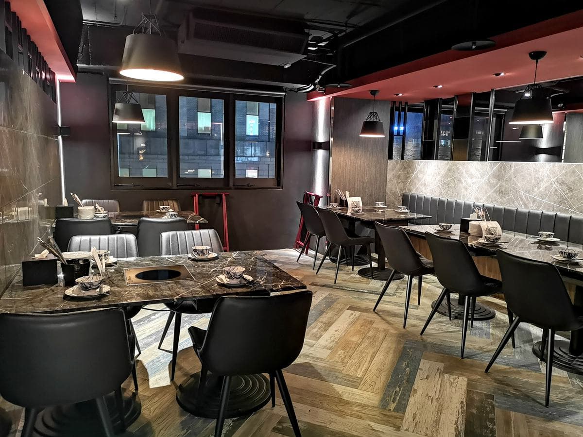 【新開店】獨創魷魚螺肉蒜鍋底！超狂鍋物吃到飽558元起，和牛、牛舌任你吃
