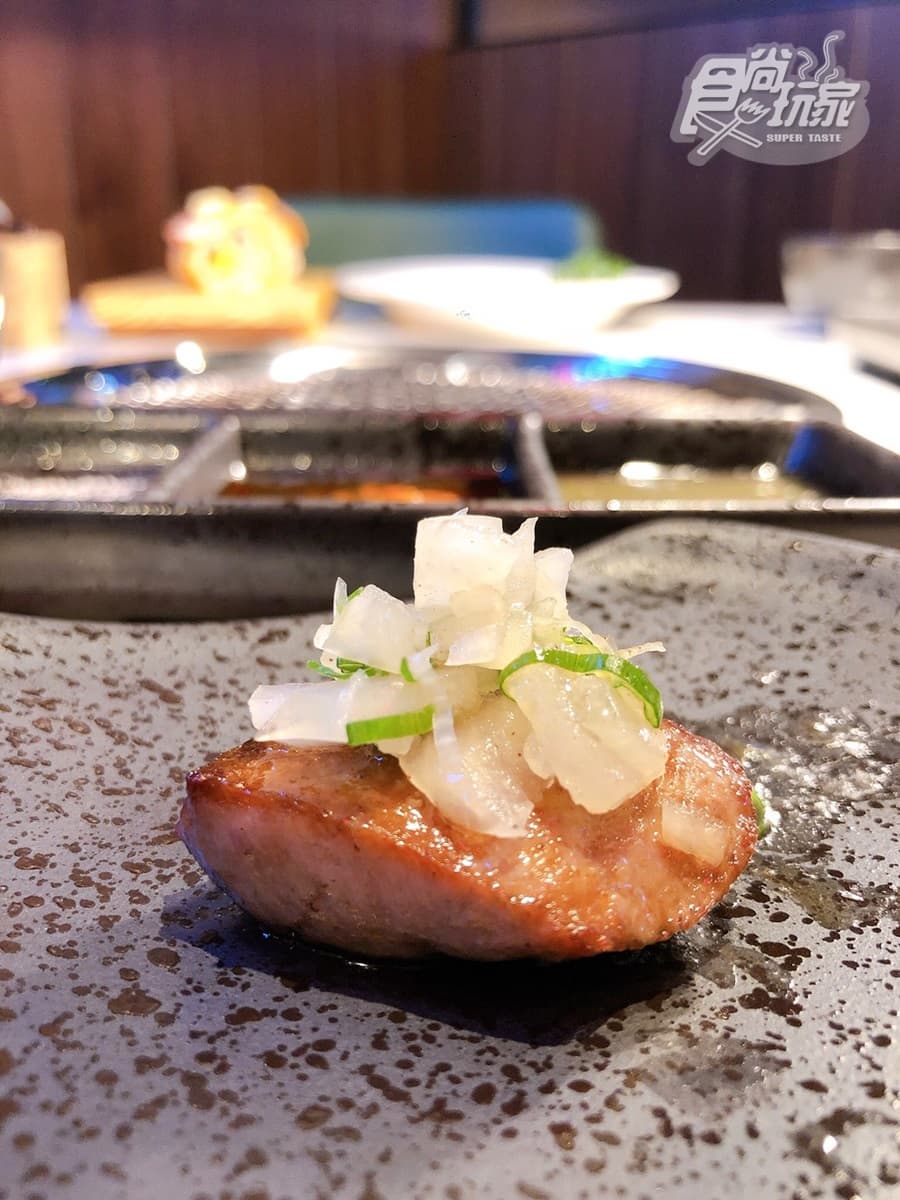 肉控快衝！鐵板牛排「4人同行2人免費」，加碼這3天「啤酒無限暢飲」