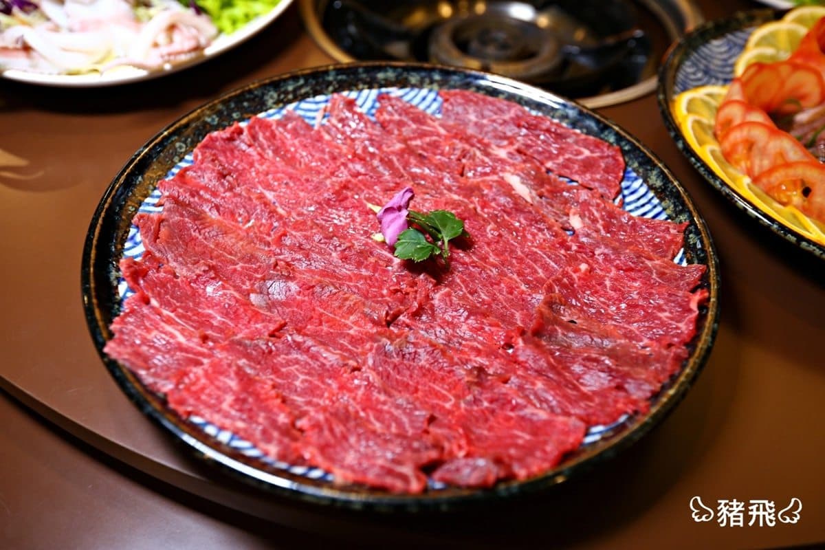 「三八雞」吃過嗎?嘉義超混搭熱炒店加點檸檬雞3.8折,預約才吃得到 「三八雞」吃過嗎?嘉義超混搭熱炒店加點檸檬雞3.8折,預約才吃得到