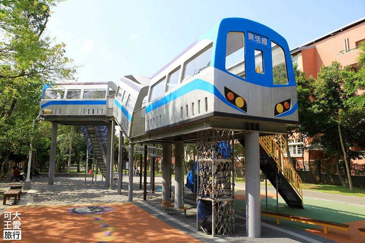 【全台22最好玩溜滑梯】戶外放電靠這篇！捷運車廂、八爪章魚最好拍，挑戰79公尺超長滾輪滑梯