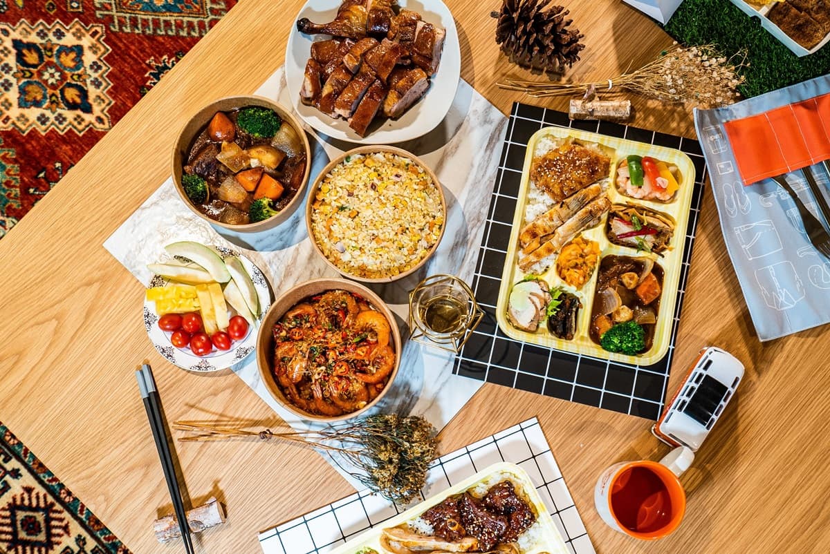 最高省500!170間餐廳「外帶餐盒」即起開放點餐,滿堂紅、饗食天堂、寒舍艾美都在列 最高省500!170間餐廳「外帶餐盒」即起開放點餐,滿堂紅、饗食天堂、寒舍艾美都在列