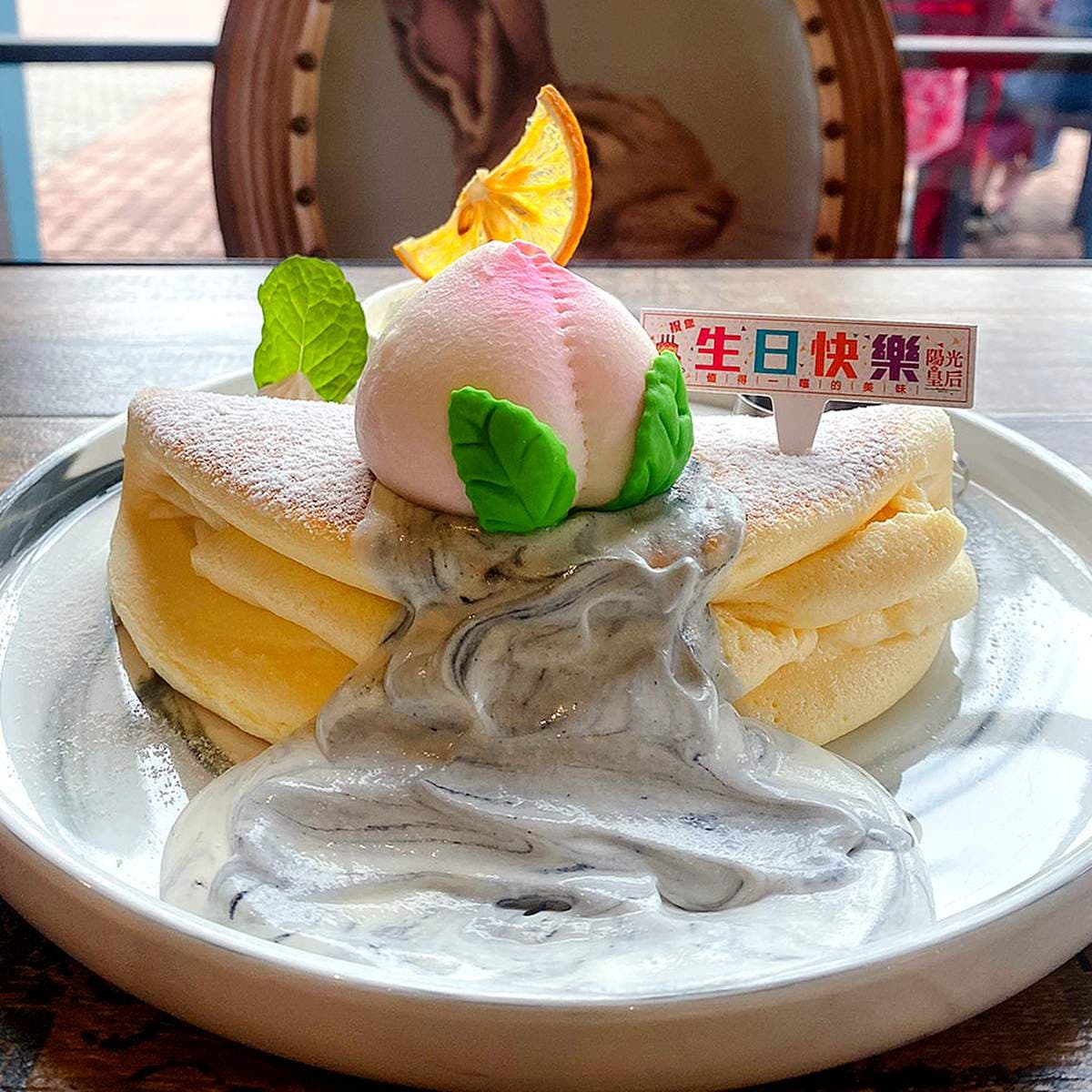 「幾歲送幾支雞翅」又來囉！呼叫4月壽星阿公阿嬤，這次送香草烤雞翅