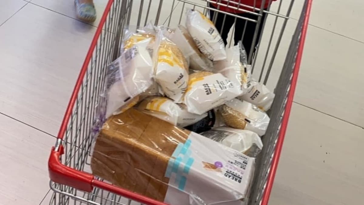 全聯也有6元「極品麵包」！網友怒刷一整排，激推：帶去露營也很好用