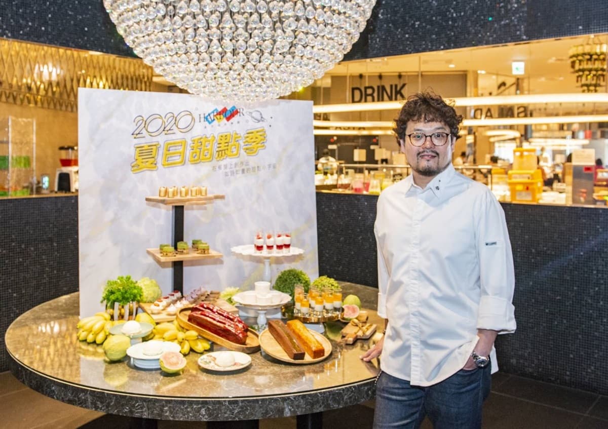 Buffet南霸天推「防疫系吃到飽」!米其林12款甜點只有一個月吃得到 Buffet南霸天推「防疫系吃到飽」!米其林12款甜點只有一個月吃得到