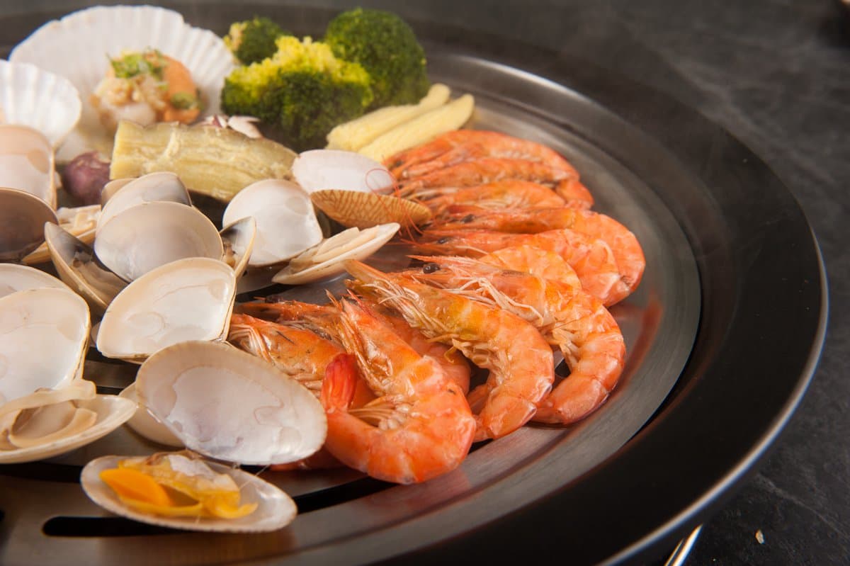 每週四68折！海鮮控今晚就想衝「蒸氣鍋」連鎖店，波士頓龍蝦870元起