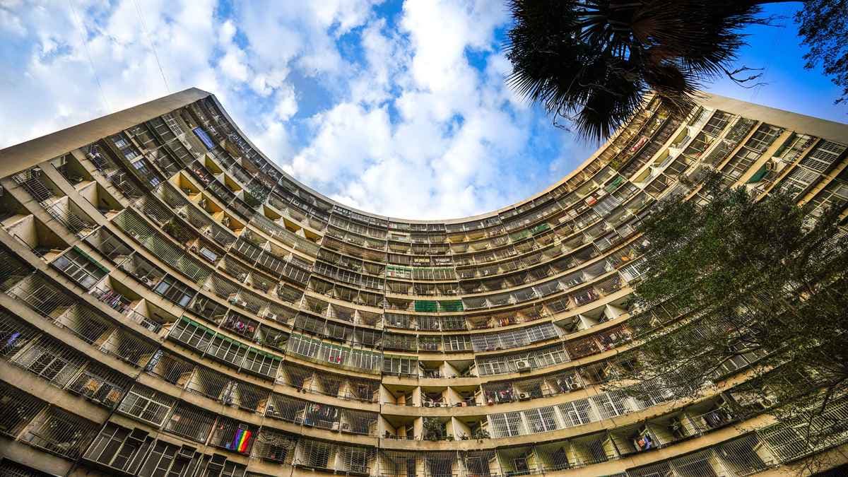 不是香港喔！IG必拍高雄左營圓弧住宅，必吃眷村味燒餅、小籠包