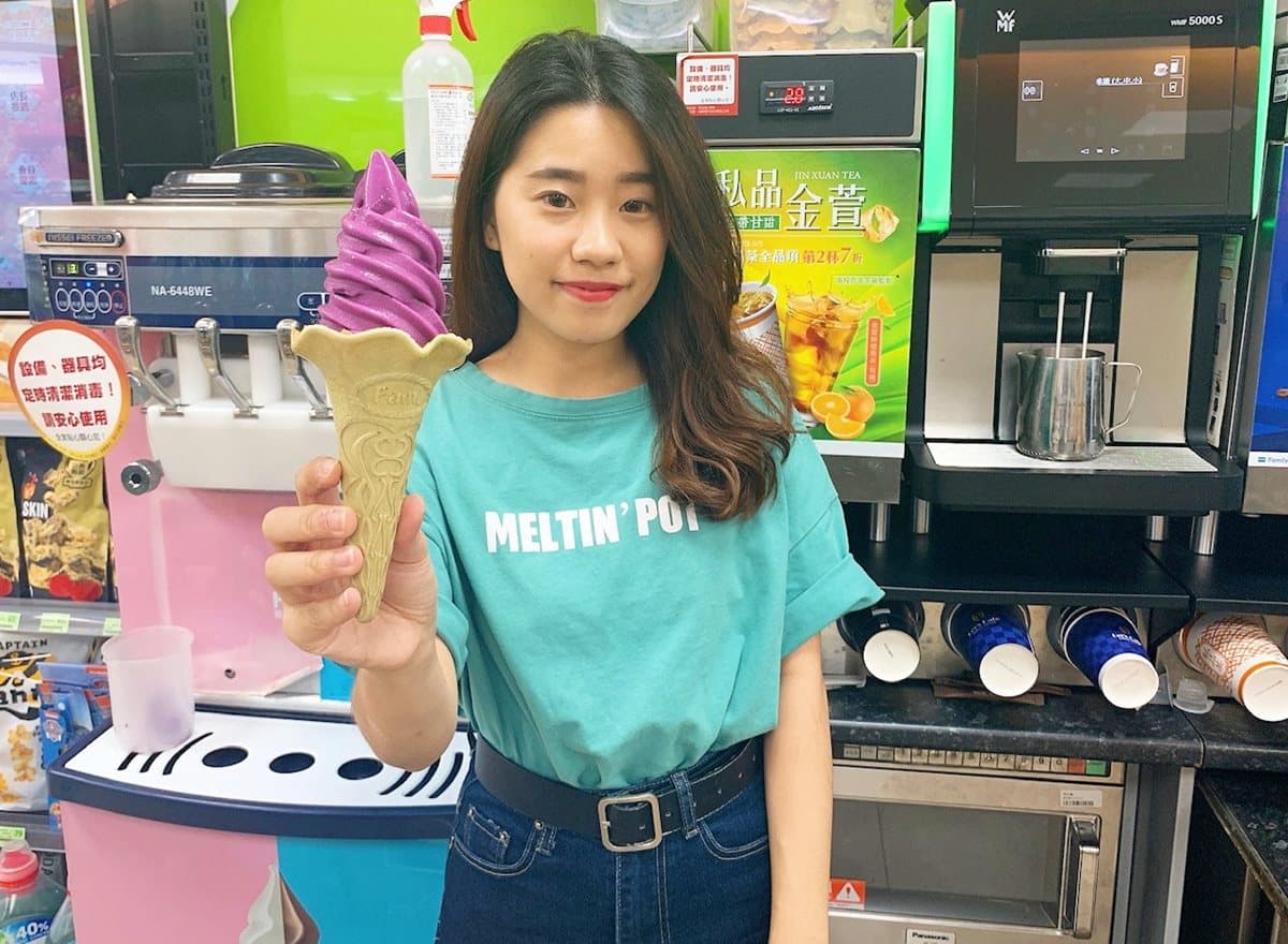 夏天的滋味！超商冰王推「澎湖仙人掌霜淇淋」，紫紅色好吃又好拍