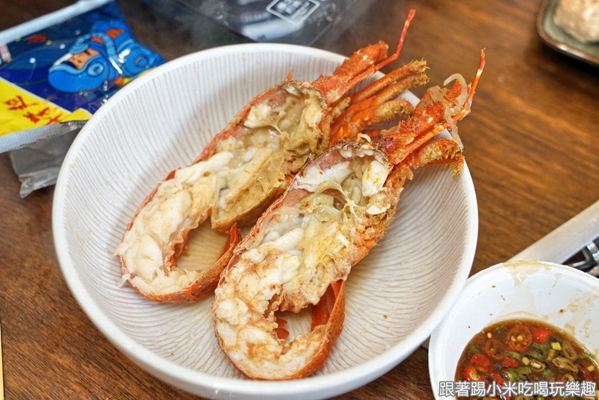 新竹、台中人好幸福！吃M9和牛、龍蝦海陸火鍋免出門，還有專業主廚到府服務