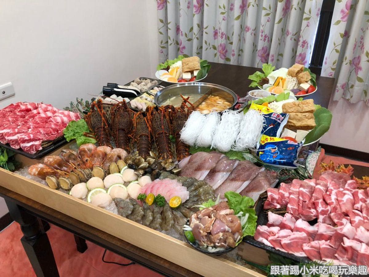 新竹、台中人好幸福！吃M9和牛、龍蝦海陸火鍋免出門，還有專業主廚到府服務