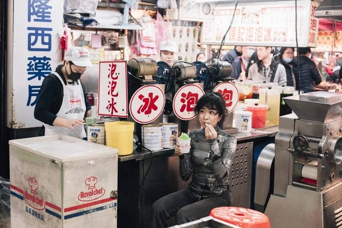 基隆14小時這樣玩！小吃美景23點：蔥油餅、吉古拉、豬肝腸必吃，打卡海景步道、彩色漁村、藍白教堂