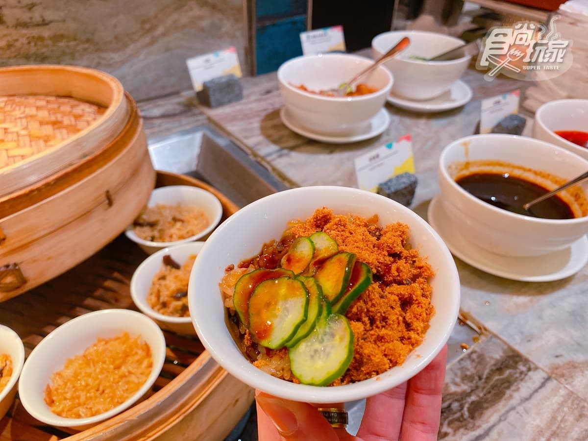 全台最高「無邊際泳池」天燈飯店!超狂「龍蝦吃到飽」入住爽嗑、躺床就能打卡 全台最高「無邊際泳池」天燈飯店!超狂「龍蝦吃到飽」入住爽嗑、躺床就能打卡