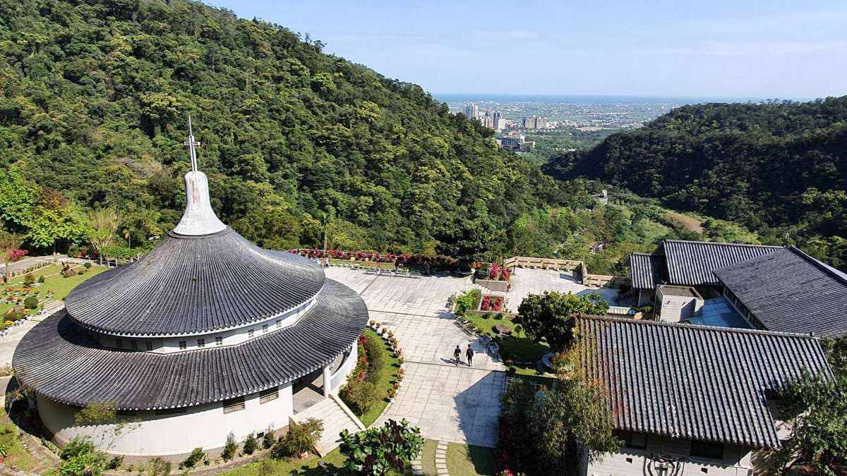 網美們你確定要爬「抹茶山」?和小林賢伍一起賞抹茶冰淇淋,發現4個真相 網美們你確定要爬「抹茶山」?和小林賢伍一起賞抹茶冰淇淋,發現4個真相