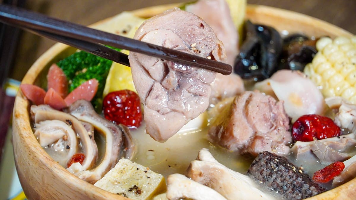 飽餐僅需百元！夯店「馬辣」「問鼎」火鍋送到家，叫UberEats開吃囉