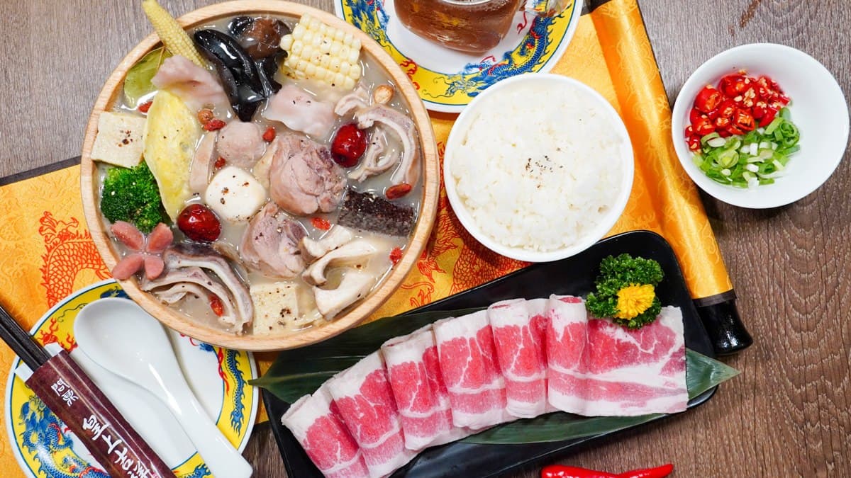 飽餐僅需百元！夯店「馬辣」「問鼎」火鍋送到家，叫UberEats開吃囉