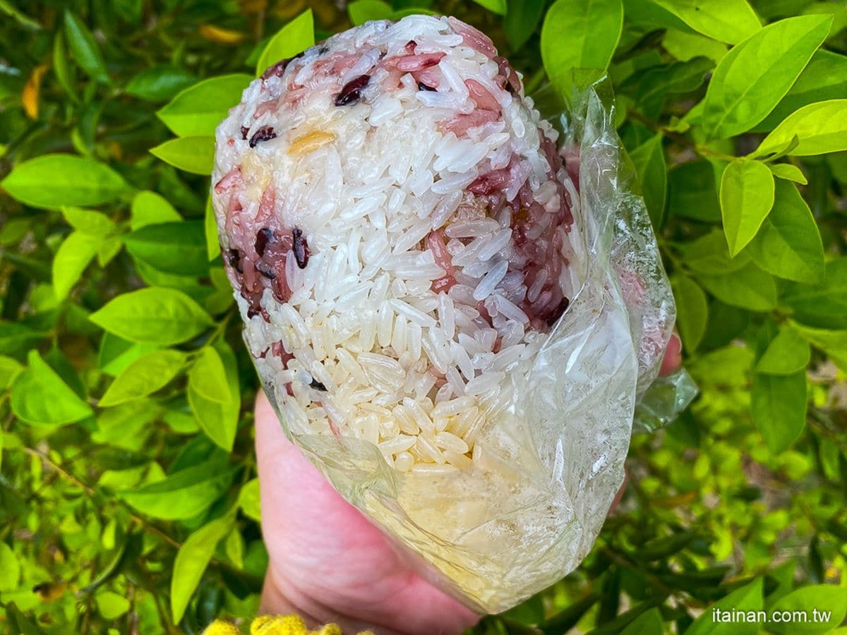 只賣3小時！台南無名早餐發財車必點粉漿蛋餅，隱藏吃法加這個更唰嘴