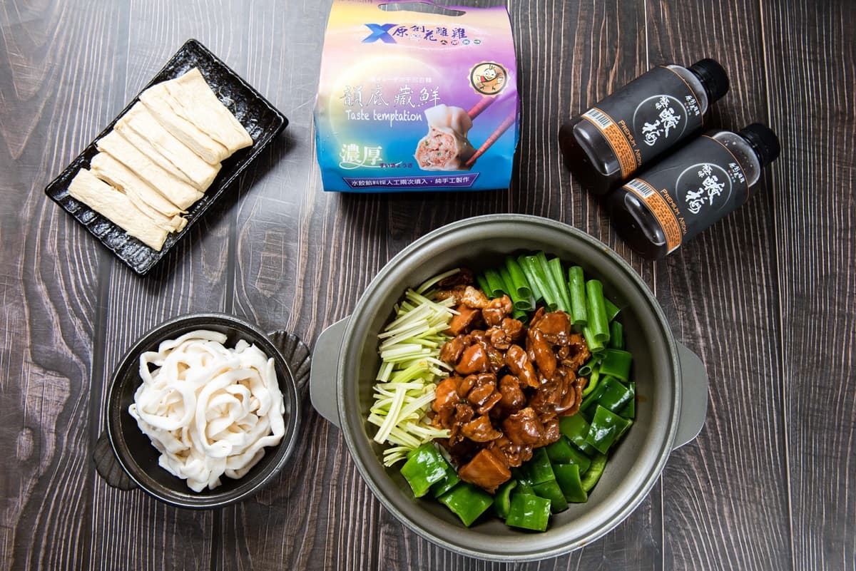 宅在家開嗑了！肉控必吃「牛肉超載鍋」、麻辣「雅香石頭火鍋」，網友激推4大鍋物都在這