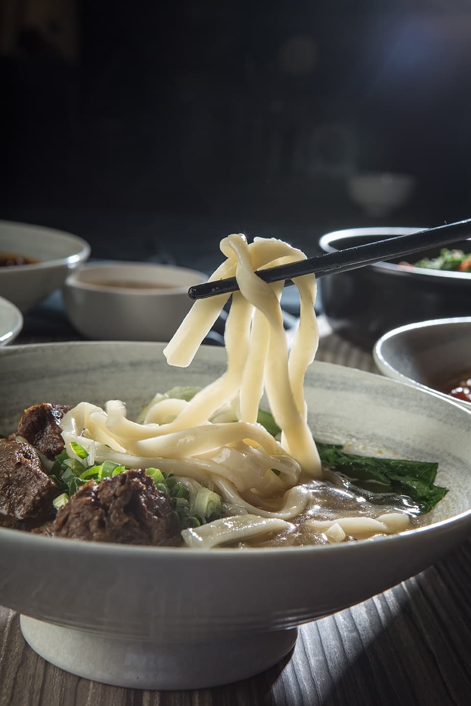 4款TOP級牛肉麵在家也能開吃!天王來台指名「麻神」、「六福皇宮」主廚監製都吃得到 4款TOP級牛肉麵在家也能開吃!天王來台指名「麻神」、「六福皇宮」主廚監製都吃得到
