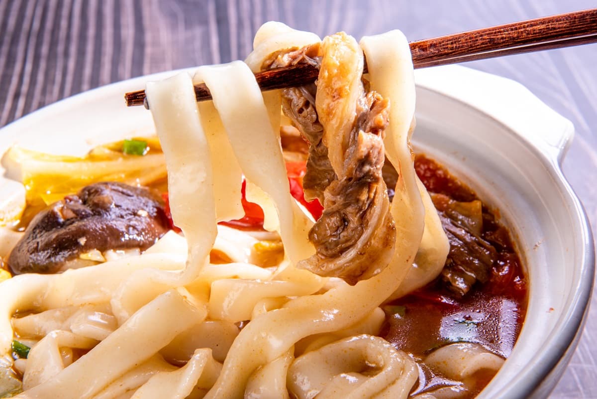 4款TOP級牛肉麵在家也能開吃!天王來台指名「麻神」、「六福皇宮」主廚監製都吃得到 4款TOP級牛肉麵在家也能開吃!天王來台指名「麻神」、「六福皇宮」主廚監製都吃得到