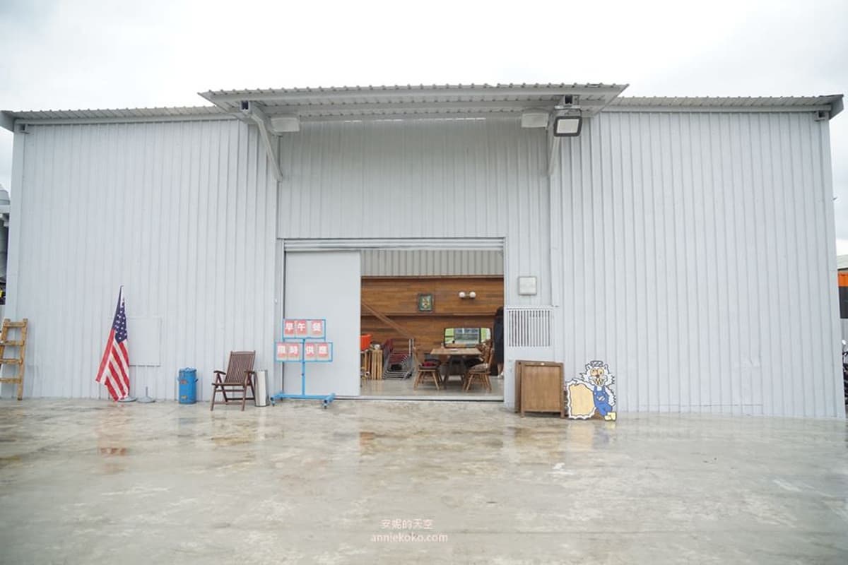 【新開店】新莊最美「鐵皮屋」！Villa風餐廳+親子滑板場好好拍