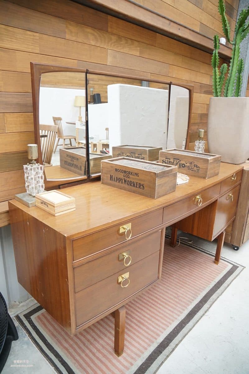【新開店】新莊最美「鐵皮屋」！Villa風餐廳+親子滑板場好好拍