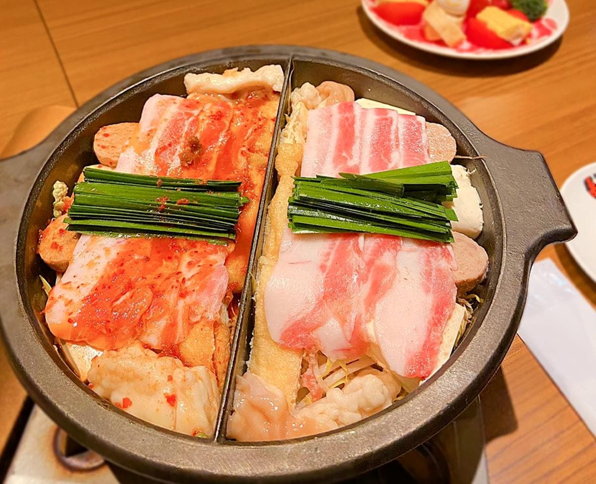 日式麻辣鍋也要「吃到飽」,名古屋辣味噌鍋700有找,牛豬雞肉和配菜隨你吃 日式麻辣鍋也要「吃到飽」,名古屋辣味噌鍋700有找,牛豬雞肉和配菜隨你吃