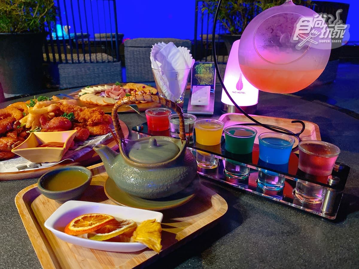 張惠妹、蕭敬騰指定飯店!小資爽住「明星級體驗」、超浮誇「透明水族箱泳池」必拍 張惠妹、蕭敬騰指定飯店!小資爽住「明星級體驗」、超浮誇「透明水族箱泳池」必拍