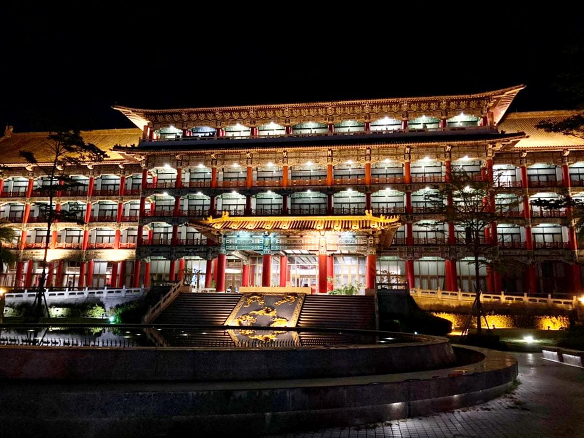最低3.8折!高雄、台南頂級飯店超優惠度假專案:免費升等湖景房、送立式划槳體驗 最低3.8折!高雄、台南頂級飯店超優惠度假專案:免費升等湖景房、送立式划槳體驗