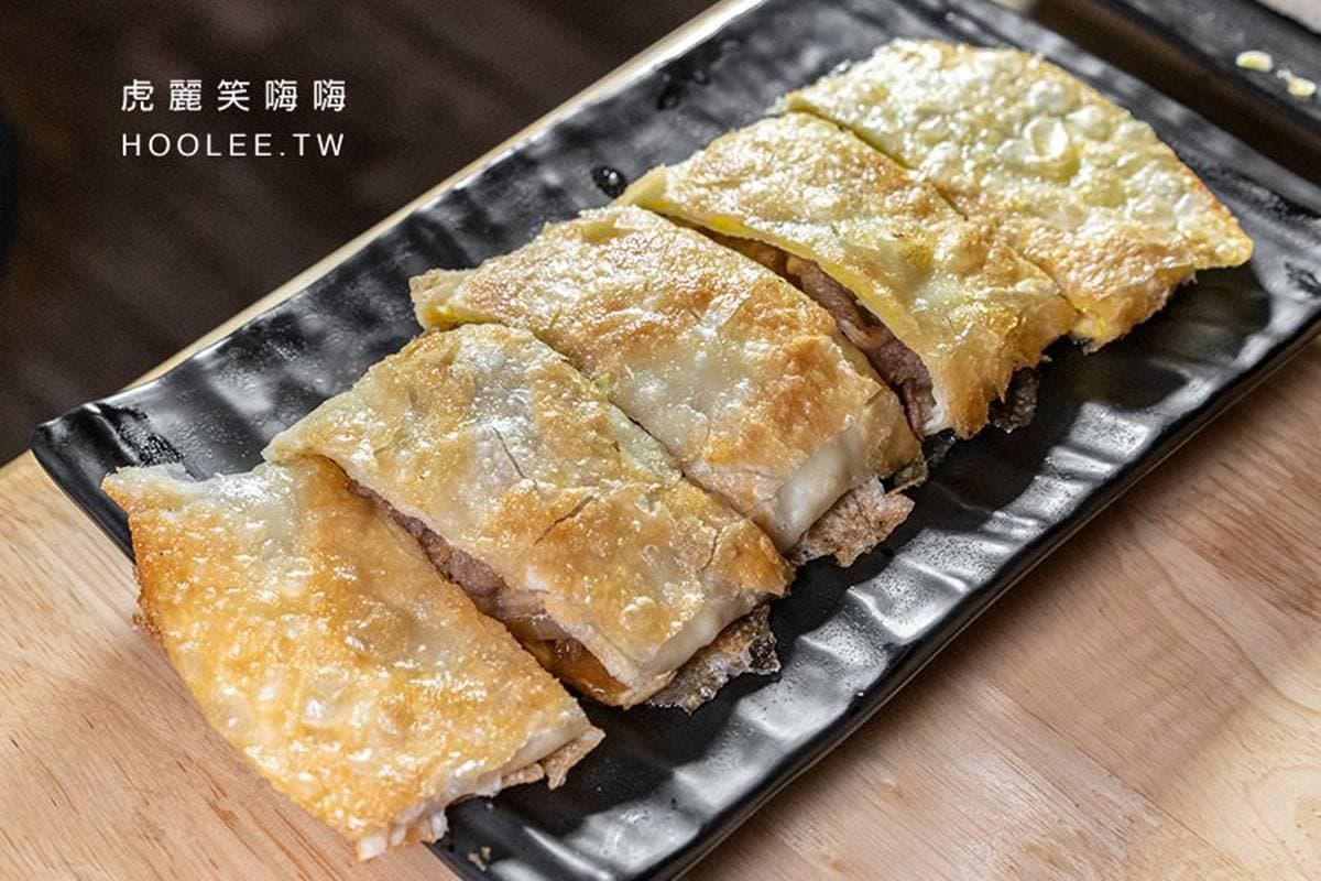 高雄邪惡系消夜!夜貓子必吃:噴香九層塔炒意麵、牽絲德腸熱壓吐司 高雄邪惡系消夜!夜貓子必吃:噴香九層塔炒意麵、牽絲德腸熱壓吐司