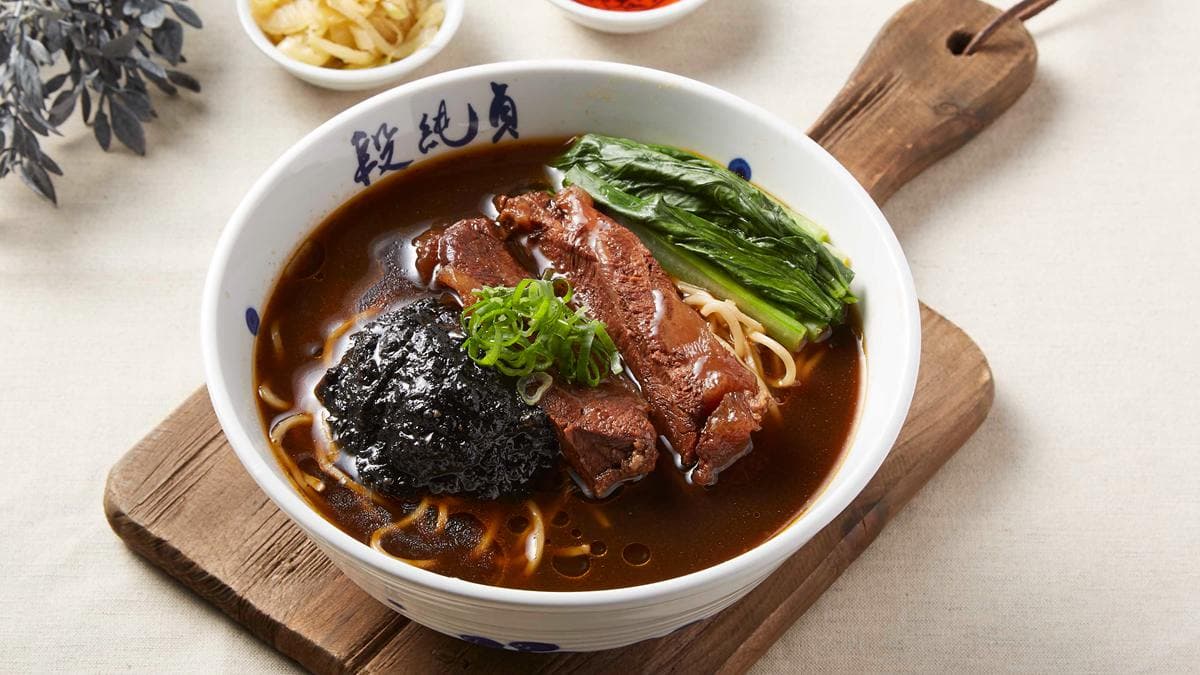 「松露+大蒜」牛肉麵第二件半價!超人氣牛肉麵「段純貞」奢華新品上市 「松露+大蒜」牛肉麵第二件半價!超人氣牛肉麵「段純貞」奢華新品上市