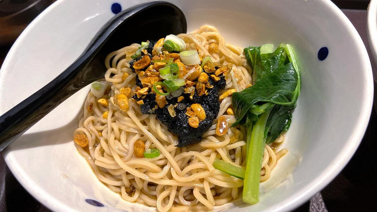 「松露+大蒜」牛肉麵第二件半價!超人氣牛肉麵「段純貞」奢華新品上市 「松露+大蒜」牛肉麵第二件半價!超人氣牛肉麵「段純貞」奢華新品上市