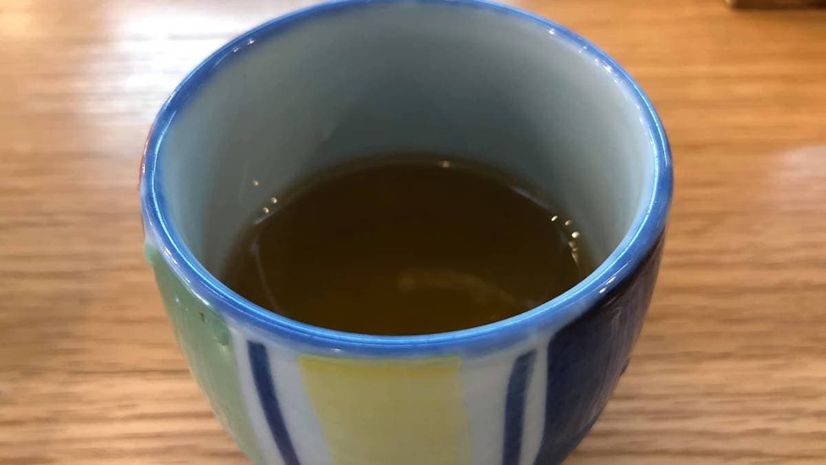 【新開店】基隆也吃得到！宜蘭人氣米糕有滿滿海陸鮮味，內用牛雜湯還能免費續