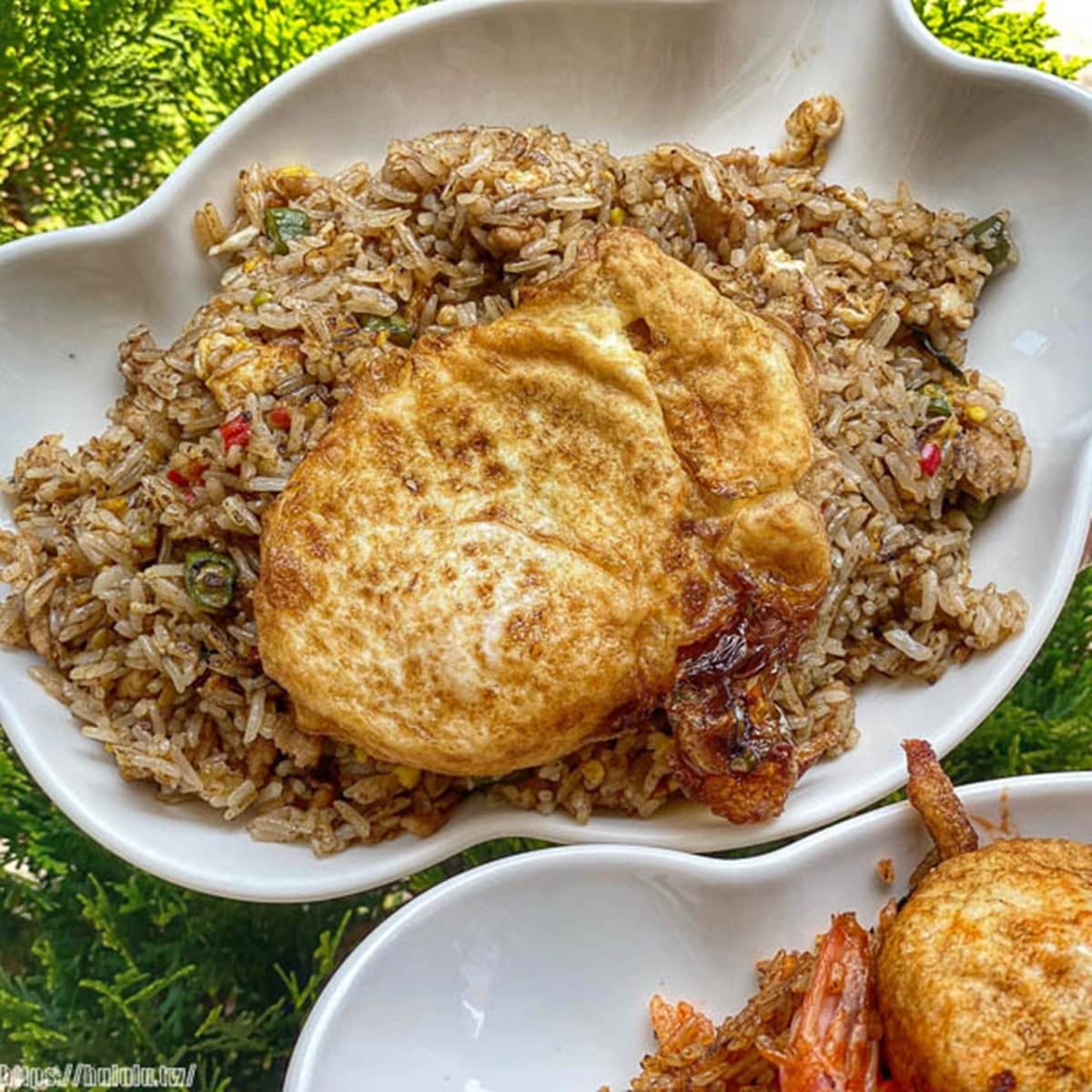 夏天沒食慾？台南人氣泰式炒飯超開胃，老饕推薦加點「蓬裙蛋」味道再升級