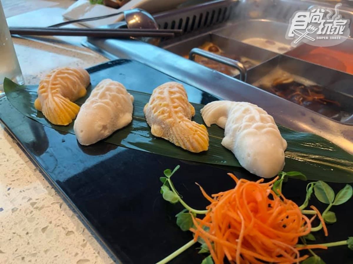 肉控快衝！台北信義超夯「網美火鍋店」5折可吃，還能免費算塔羅、抽「浮誇肉肉蛋糕」
