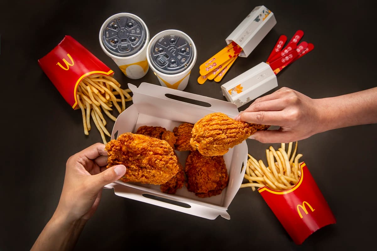 麥當勞熟客券回歸!集滿3張免費換「大麥克」,加碼推「故宮聯名分享盒」 麥當勞熟客券回歸!集滿3張免費換「大麥克」,加碼推「故宮聯名分享盒」