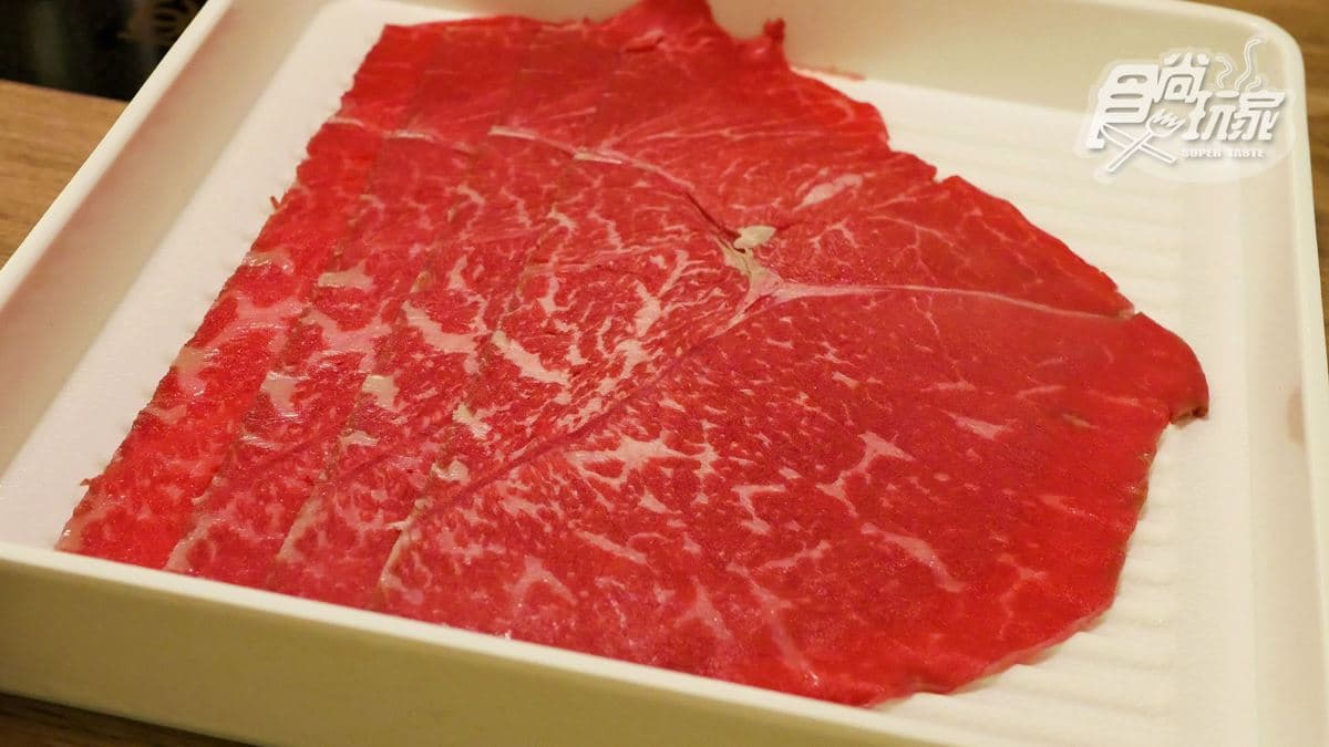 巧克力和牛、伊比利豬舌吃過沒？高CP值吃到飽火鍋499元起，夏季加碼芒果雪花冰任你吃