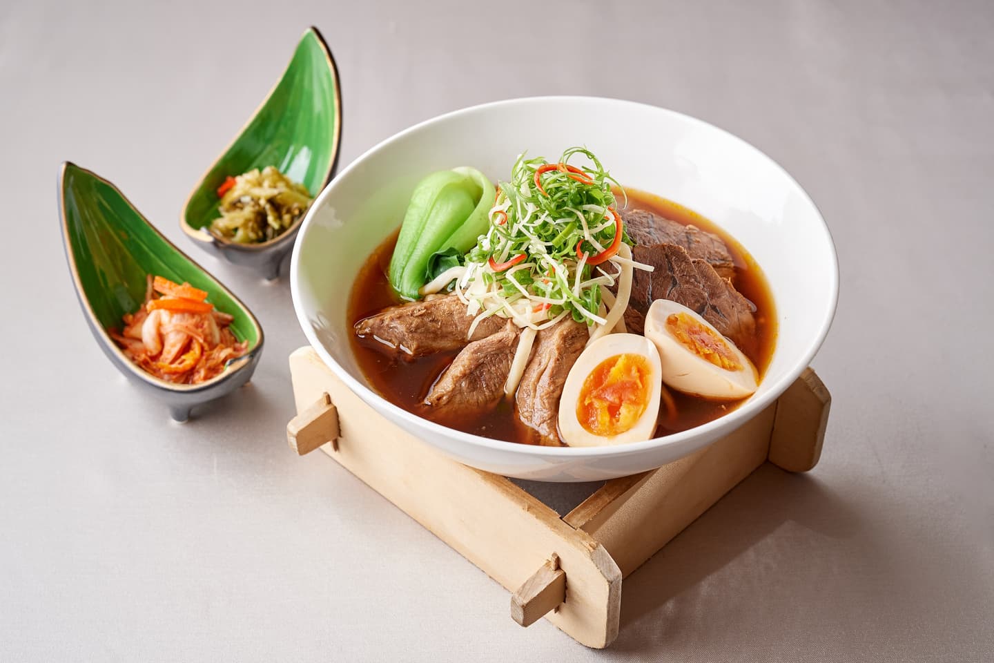 啤酒控嗨翻！超狂飯店「整箱海尼根」擺滿冰箱免費喝，最低不到1000元爽住3天2夜