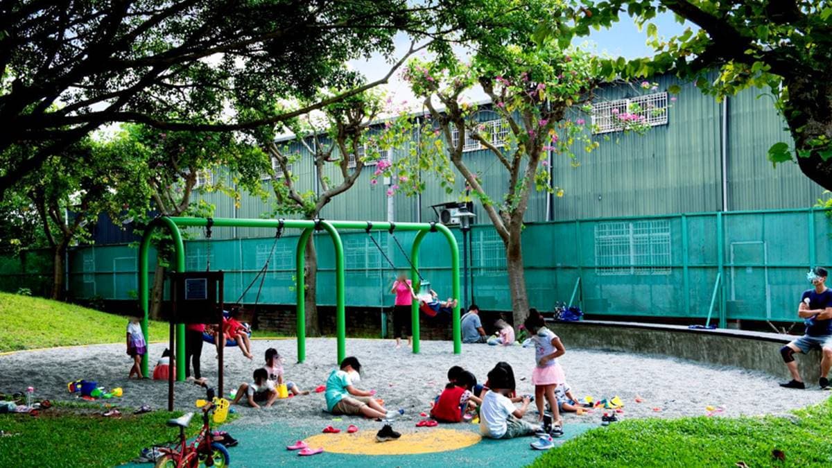快抓小孩放電！親子遊桃園必衝４行程：溜50公尺滾輪滑梯、餵超萌梅花鹿