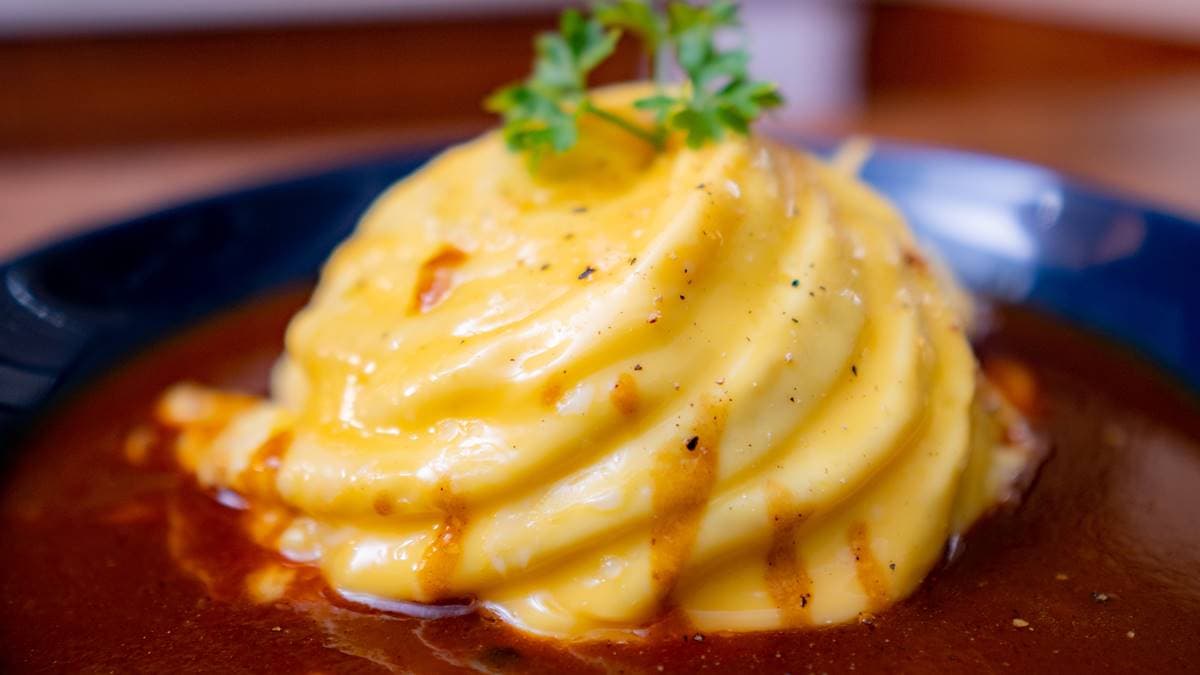 【食尚首播】用歐姆蛋收服少女心！波波大叔教你做龍捲風蛋包飯