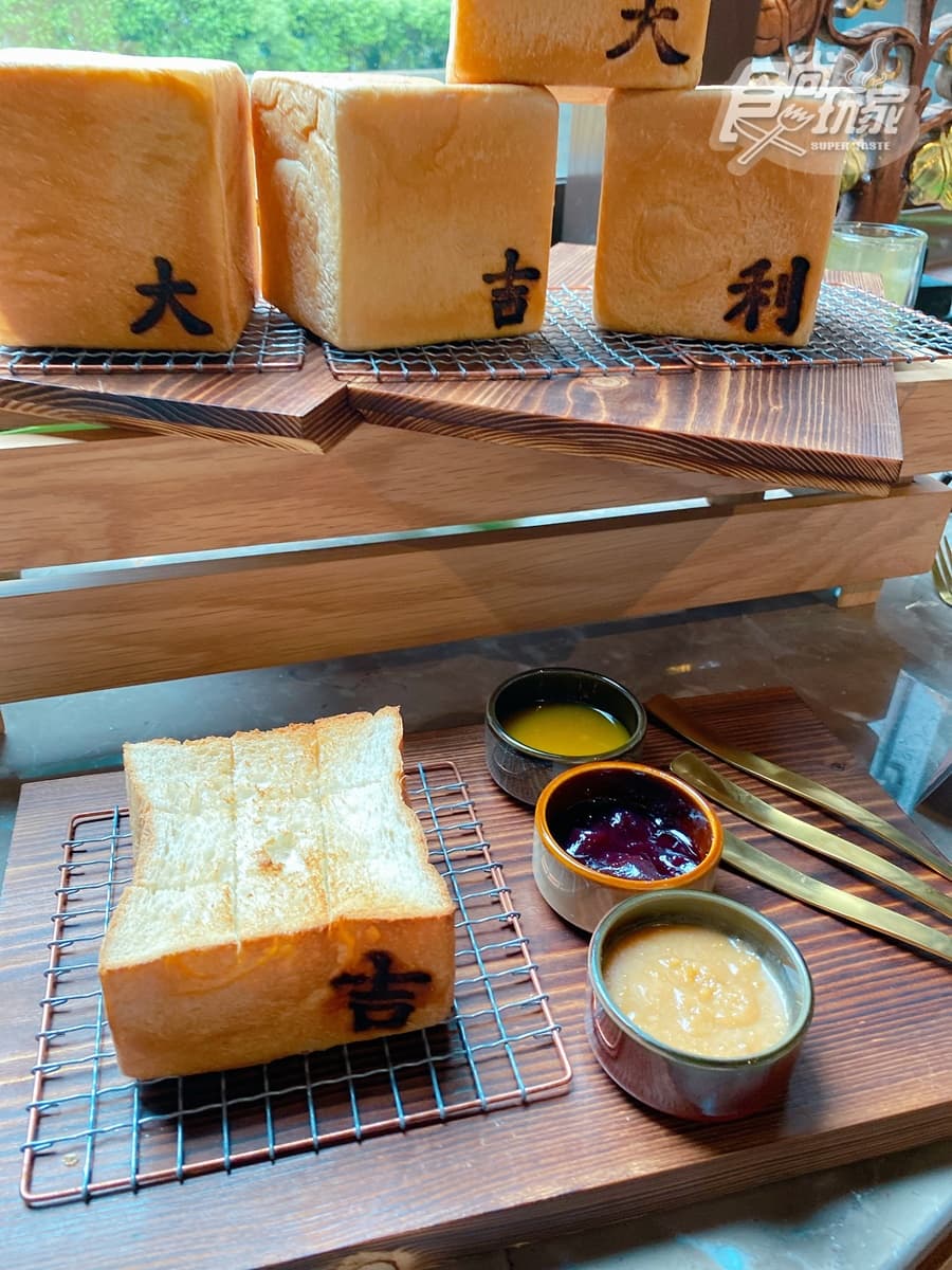 【新開店】全台首創「泰式官財板」！超特別「星級泰式餐酒館」，泰國啤酒買一送一、三倍券現賺500元