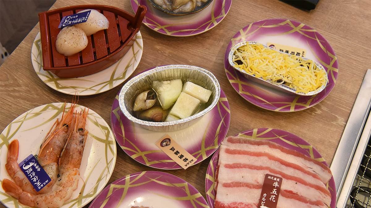 【食尚首播】不只壽司能迴轉!台北高CP值燒肉Prime頂級牛、伊比利豬吃多少自己拿 【食尚首播】不只壽司能迴轉!台北高CP值燒肉Prime頂級牛、伊比利豬吃多少自己拿